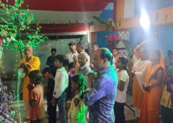 लड्डू गोपाल की प्रतिमा का प्राण प्रतिष्ठा विधि विधान एवं मंत्रोचार के बीच संपन्न