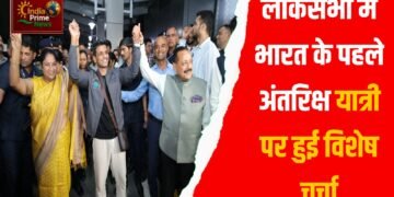 गुजरात के नवसारी में 50 फीट ऊंचा झूला टूटकर गिरा:दो बच्चों समेत 5 लोग घायल