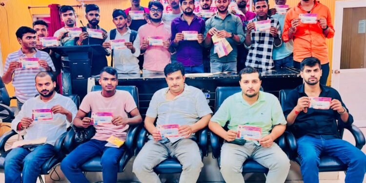 जोर शोर से चल रहा विद्यार्थी परिषद का सदस्यता अभियान, 14000 से अधिक छात्र-छात्रा ग्रहण कर चुके सदस्यता