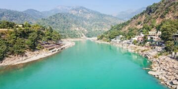 ममलखा के चायचक और मसाड़ु में भीषण गंगा कटाव,ग्रामीणों ने जताया आक्रोश,वोट बहिष्कार की चेतावनी