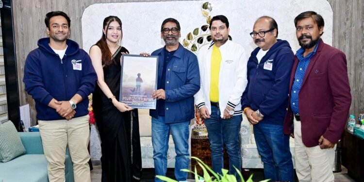 झारखंड की मिट्टी से उठकर दुनिया तक जाएगा एक सपना, निर्माता सुजीत उपाध्याय की ‘मुर्गा ट्रॉफी’ बन रही है अंतरराष्ट्रीय सिनेमा की भावनात्मक पहचान