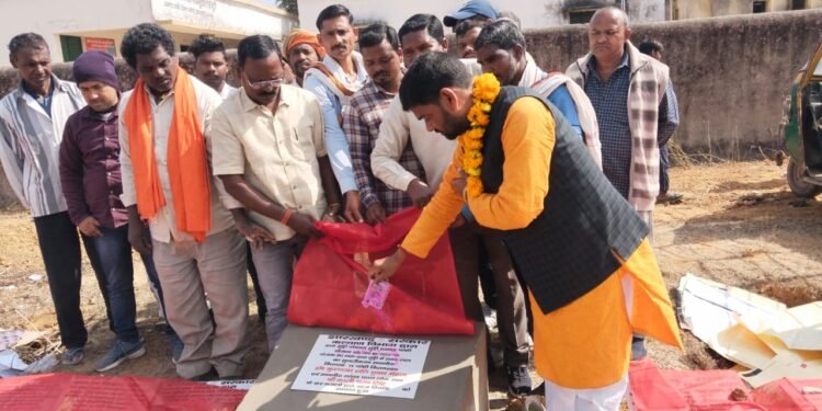 पांकी विधानसभा क्षेत्र में 4 करोड़ 75 लाख की लागत से 19 योजनाओं का हुआ शिलान्यास