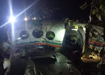 इलाज की उड़ान बनी अंतिम सफर: चतरा के जंगलों में एयर एंबुलेंस क्रैश, उम्मीदें राख में तब्दील