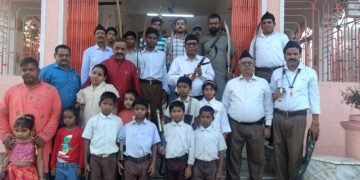 चंदवा में राष्ट्रीय स्वयंसेवक संघ ने मनाया विजयादशमी उत्सव नरेश प्रसाद ने कहा:देश हमें देता है सब कुछ, हम भी तो कुछ देना सीखें